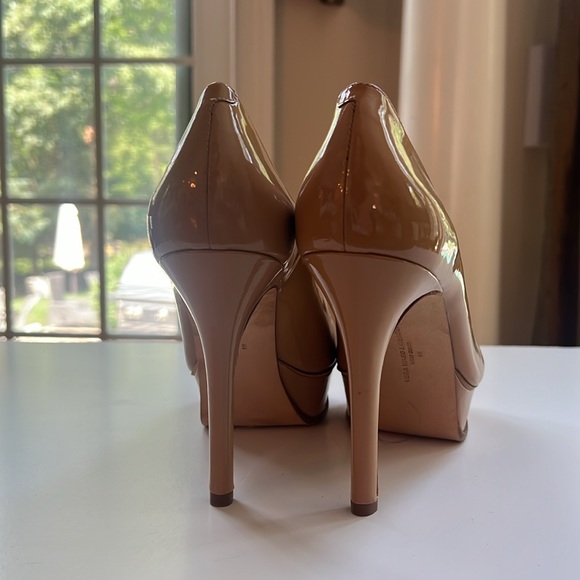 Vera Wang Lavender Nude Platform Pumps Women’s size 9M - Picture 4 of 6